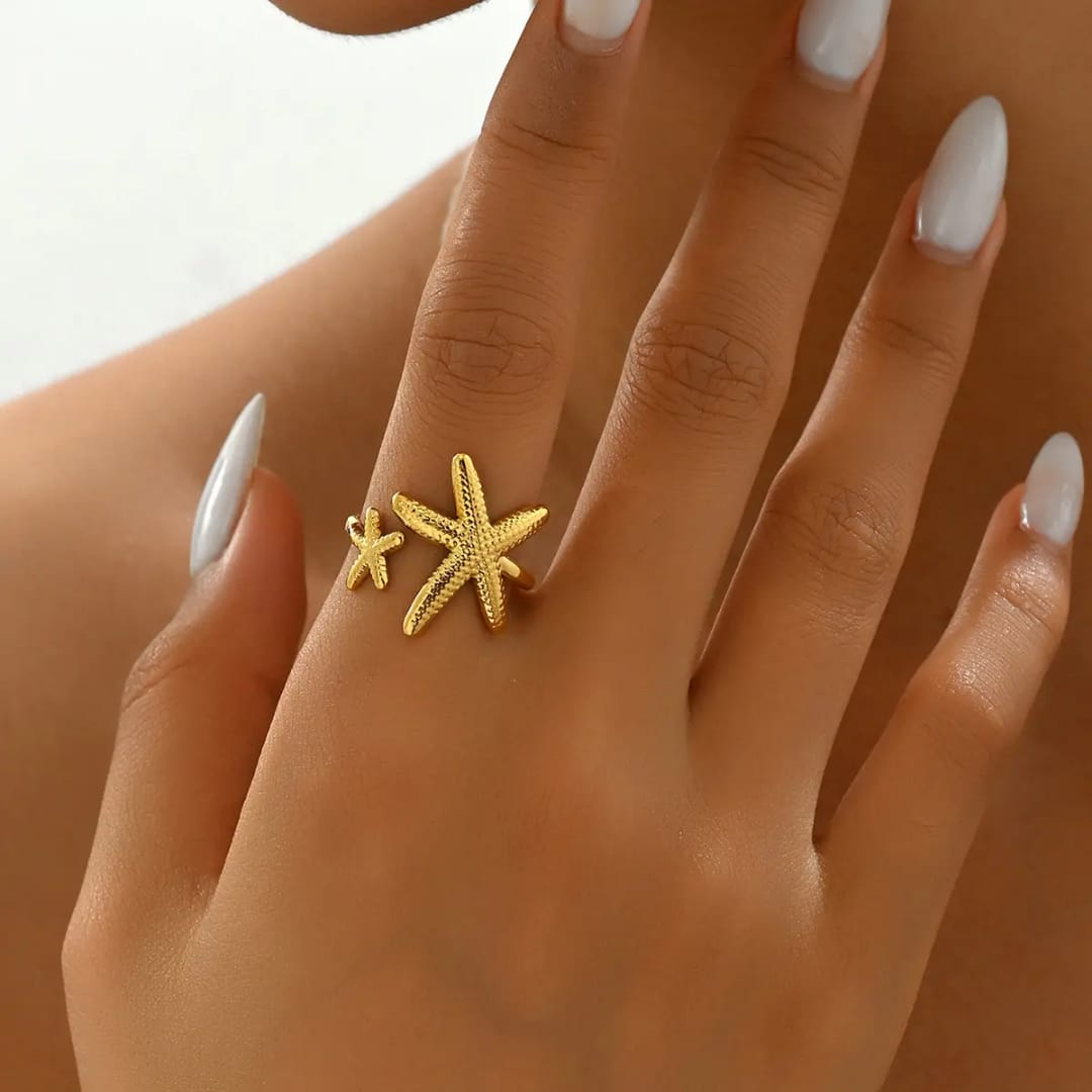 STAR RING