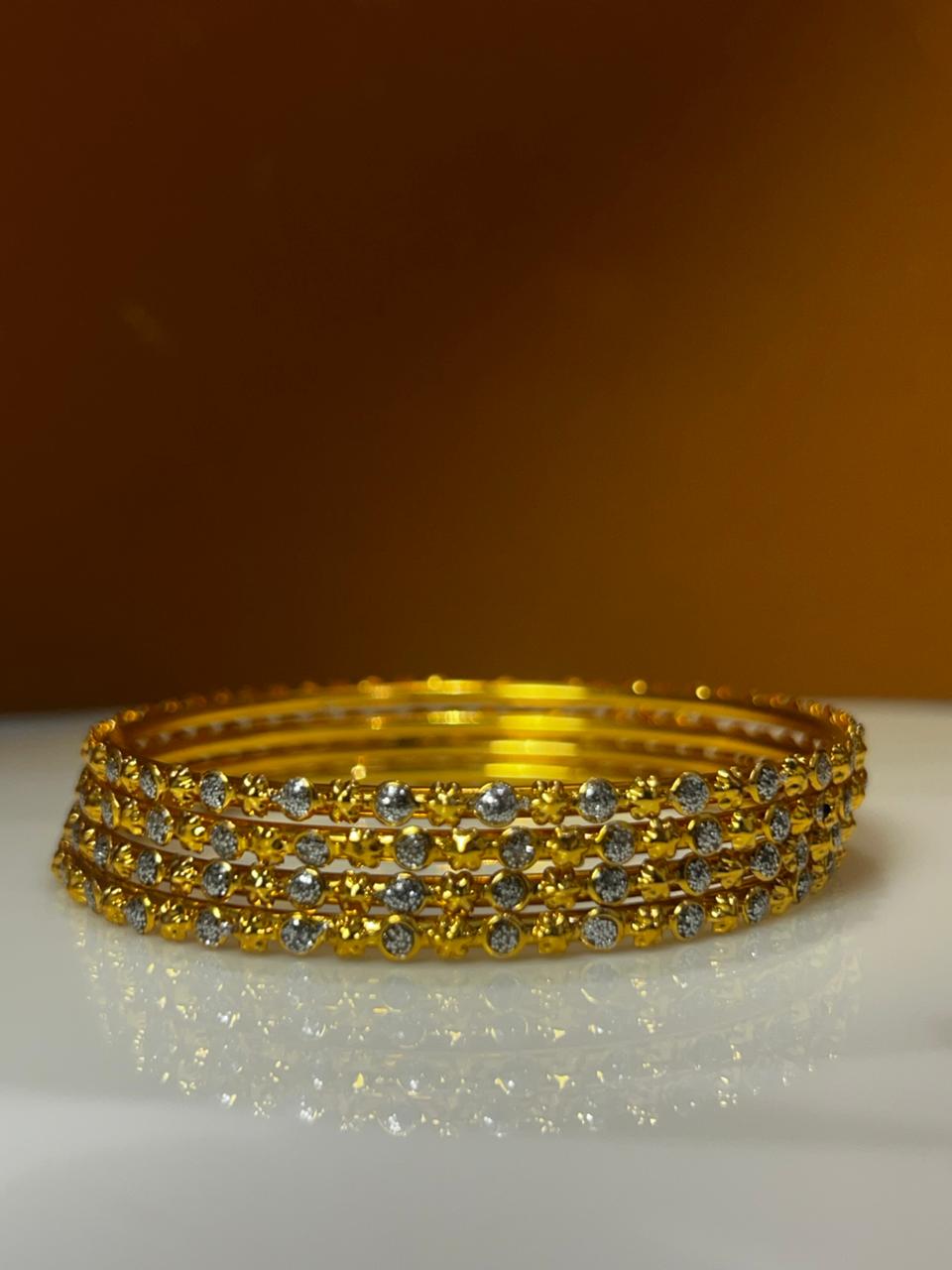 SHASHI BANGLE